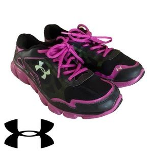 Under Armour Black/Pink Sneakers Size 6.5Y